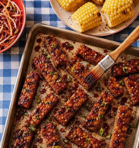 Sticky-Smoky Tempeh “Ribz"
